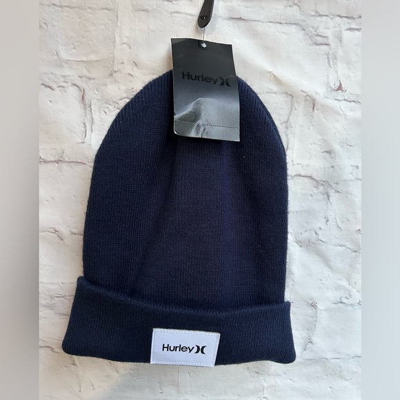 Hurley Men's Winter
Hat - Seaward Patch Cuffed.. color Obsidiana new - Picture 8 of 10